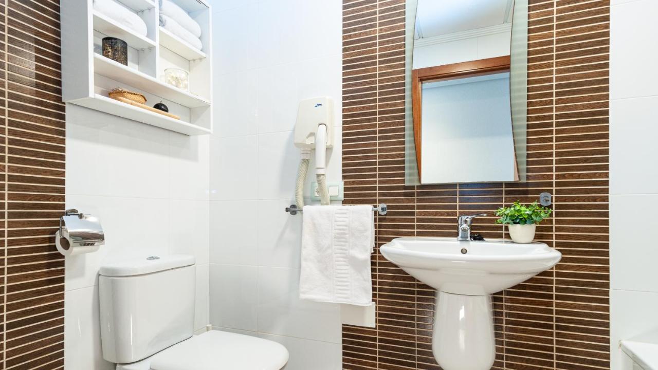 Apartamentos Turisticos Rent Guardamar Guardamar del Segura Exteriör bild